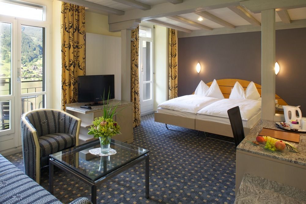 فندق جريندلوالدفي  فندق بيلفيدير سويس كواليتي الغرفة الصورة